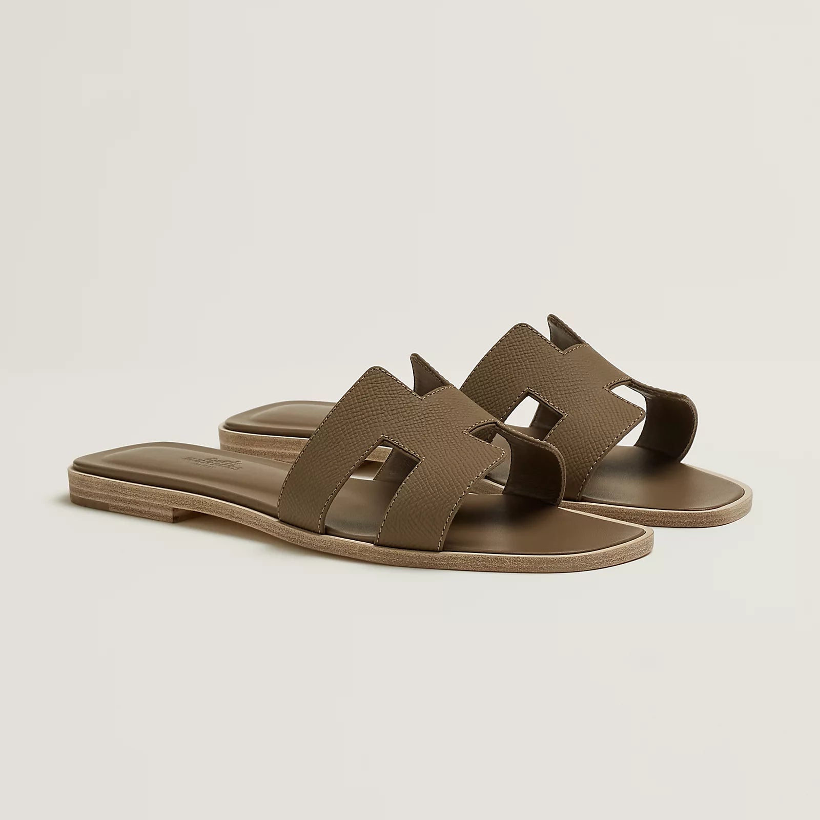 💕Hermes Oran Sandals Multiple Colors Are Available💕 (Copy)